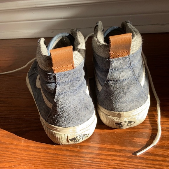 Corduroy sneakers - Picture 5 of 10